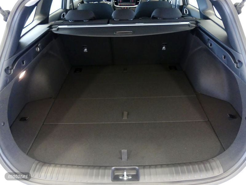 Usado Kia Ceed Sportswagon 136 CV (100 kW) 2024 Blanco Familiar