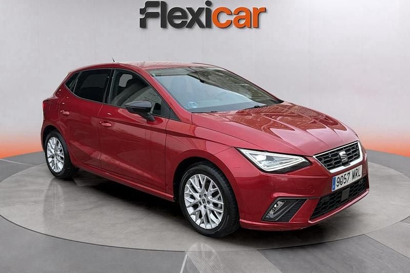 Usado Seat Ibiza FR 116 CV (85 kW) 2024 Rojo Berlina