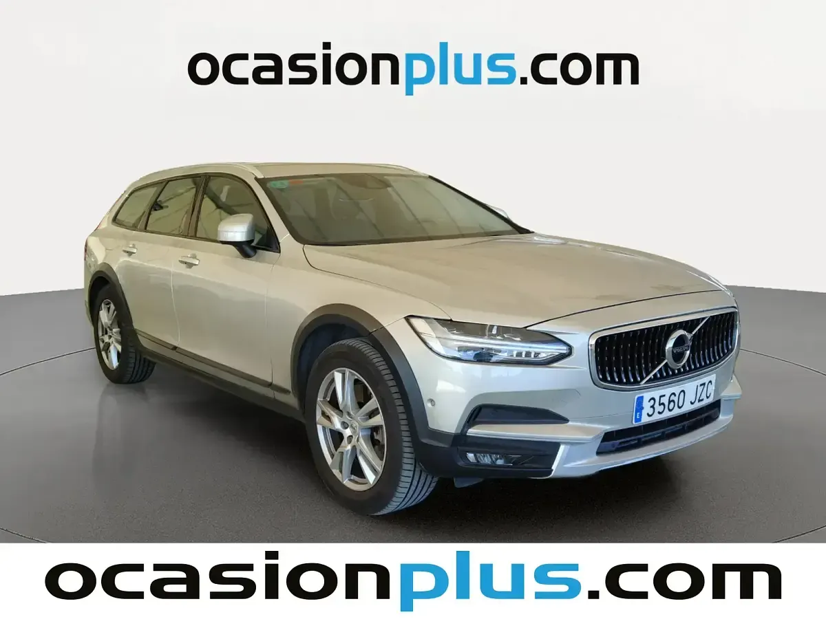 Käytetty Volvo V90 CC 235 HP (172 kW) 2017 Peessi Farmari