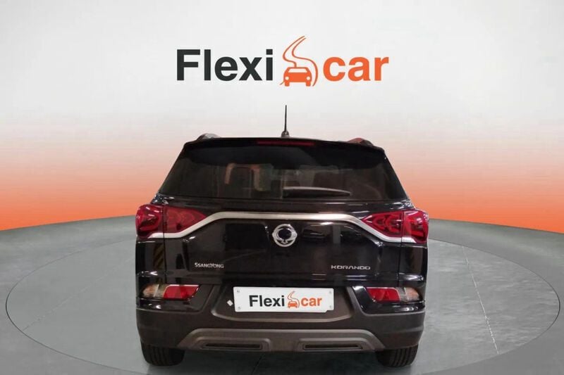 Usado Ssangyong (KGM) Korando 163 CV (119 kW) 2020 Negro
