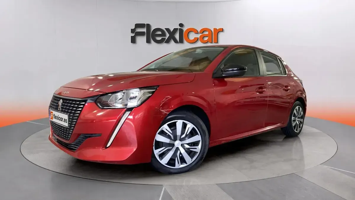 Usado Peugeot 208 Active 100 CV (73 kW) 2023 Rojo Utilitario