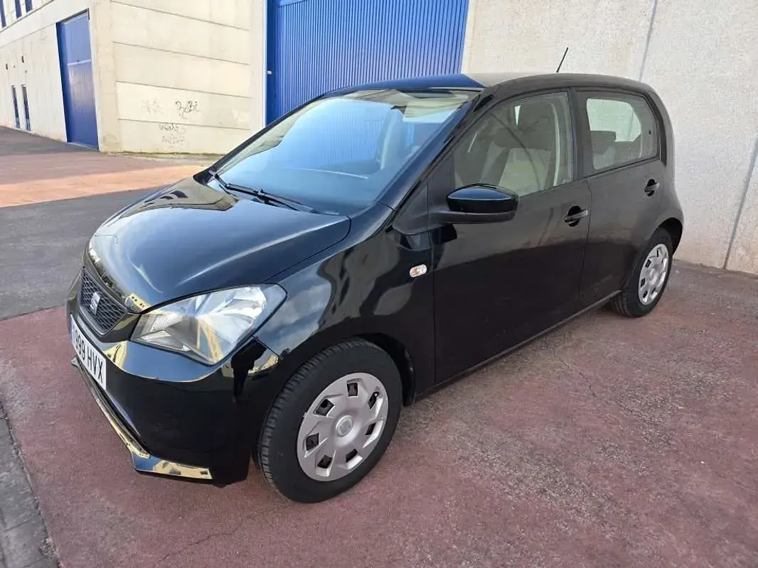 Usado Seat Mii Style 60 CV (44 kW) 2014 Negro Utilitario