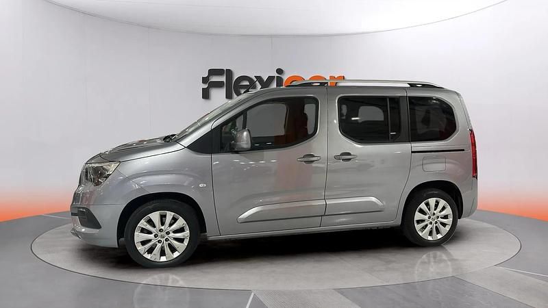 Usado Opel Combo Innovation 131 CV (96 kW) 2020 Gris Monovolumen