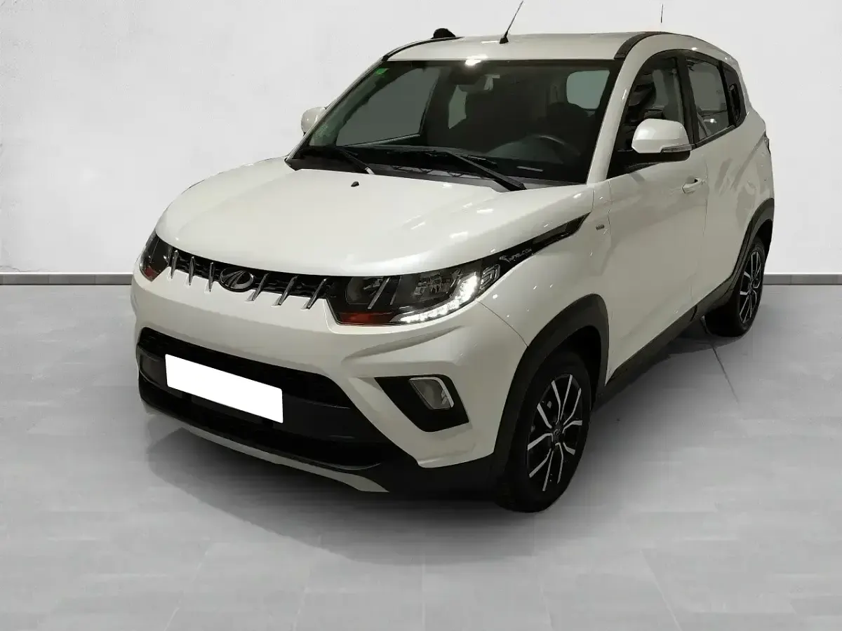 Usado Mahindra KUV100 87 CV (63 kW) 2020 Blanco SUV