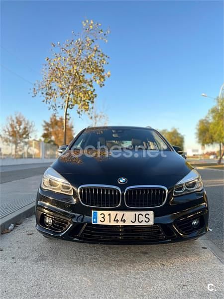 Usado BMW 218 Sport Line 150 CV (110 kW) 2015 Negro Familiar