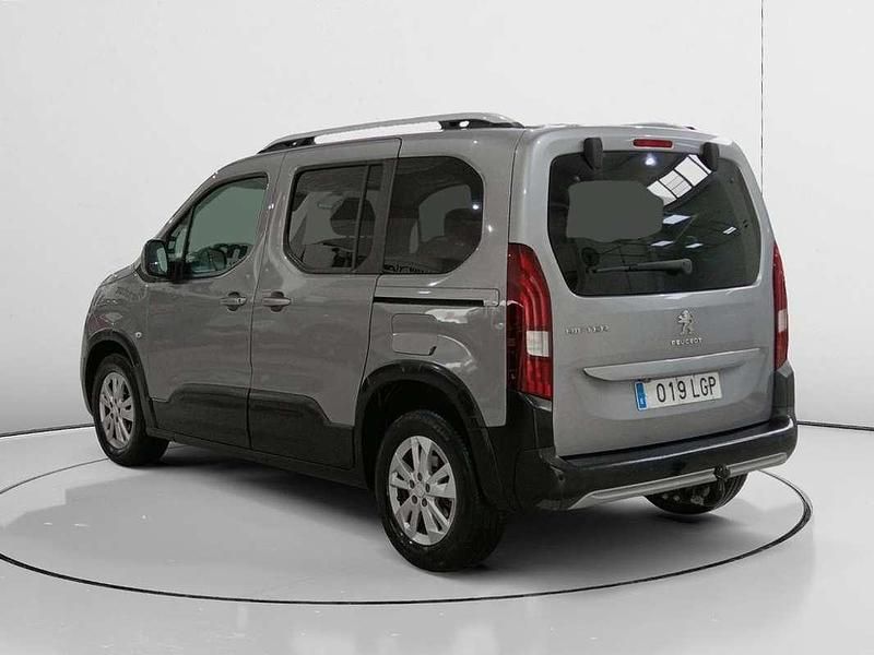 Usado Peugeot Rifter Allure 132 CV (97 kW) 2020 Gris Monovolumen