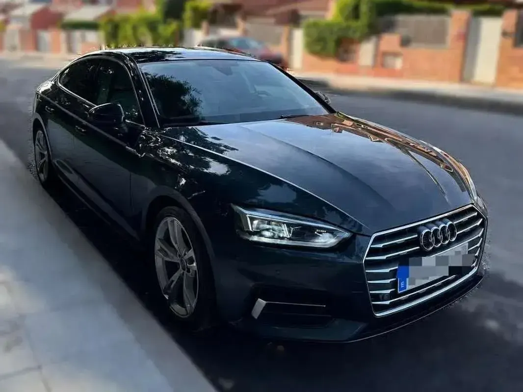 Usado Audi A5 Sportback Sport 150 CV (110 kW) 2018 Gris / plata Utilitario