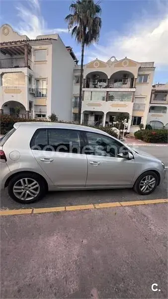 Usado VW Golf VI 105 CV (77 kW) 2011 Gris / plata Utilitario