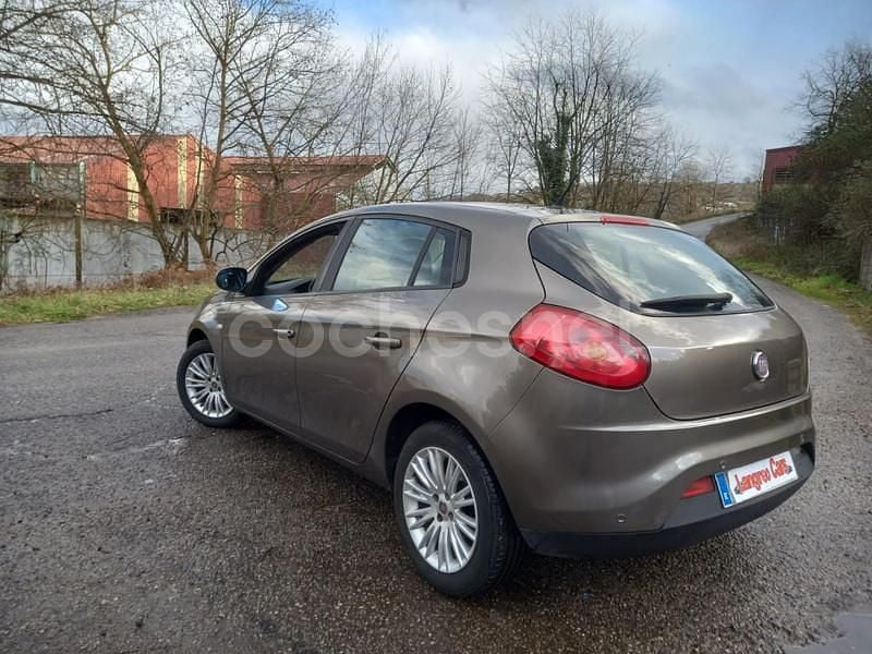 Usado Fiat Bravo Active 120 CV (88 kW) 2007 Marrón Utilitario