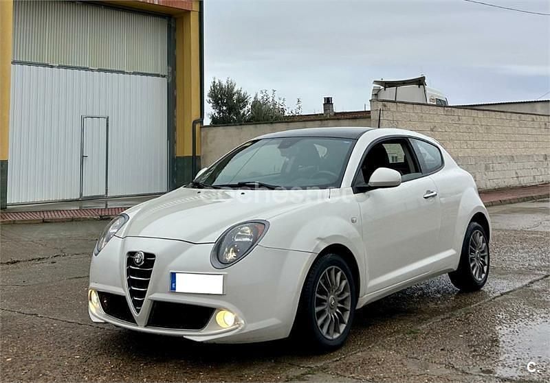 Usado Alfa Romeo MiTo 85 CV (62 kW) 2014 Blanco Utilitario