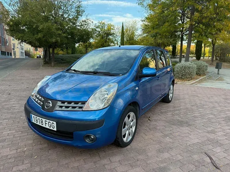 Begagnad Nissan Note Tekna 110 HK (80 kW) 2007 Blå Halvkombi