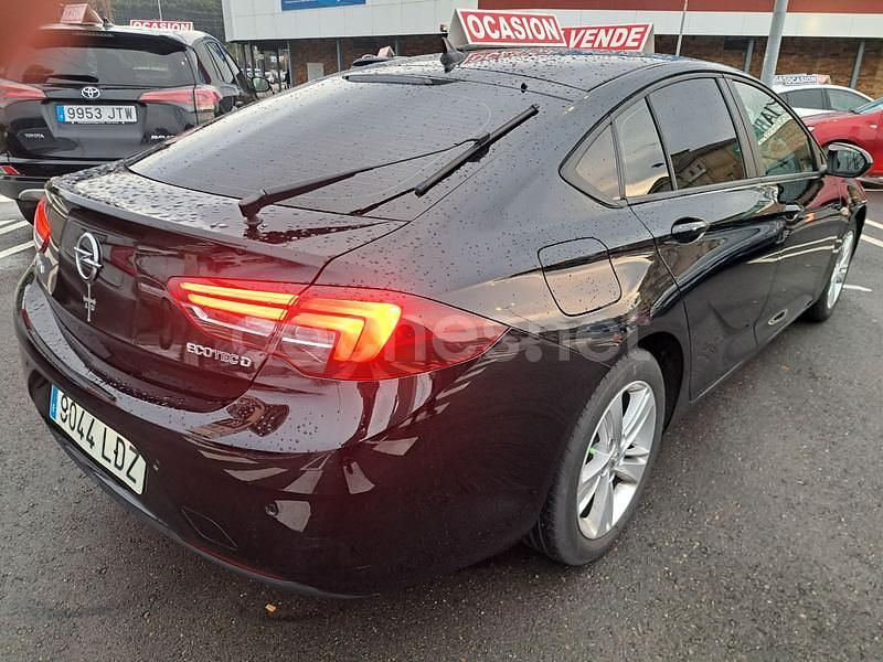 Usado Opel Insignia Innovation 136 CV (100 kW) 2020 Negro Berlina