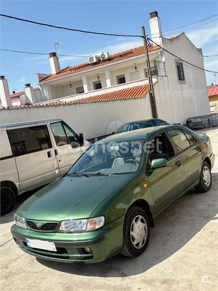 Verde Usado 2000 Nissan Almera Berlina | 1000 € - Imagen 1/4