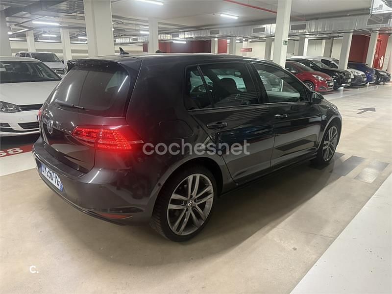 Usado VW Golf VII GTE 204 CV (150 kW) 2016 Gris / plata Berlina
