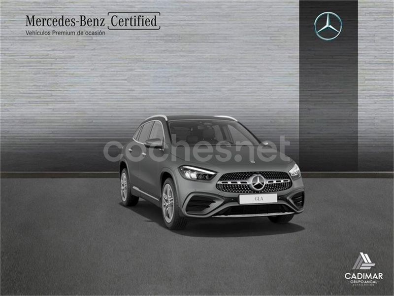 Gris Nuevo 2024 Mercedes GLA200 AMG line SUV | 50.900 € (Precio justo) - Imagen 1/4