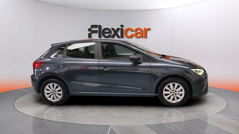 Usado Seat Ibiza Reference 80 CV (58 kW) 2024 Gris Utilitario
