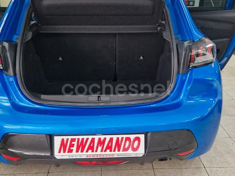 Usado Peugeot 208 Allure 100 CV (73 kW) 2020 Azul Utilitario