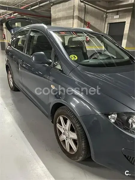 Usado Seat Altea XL Stylance 140 CV (102 kW) 2007 Gris / plata Monovolumen