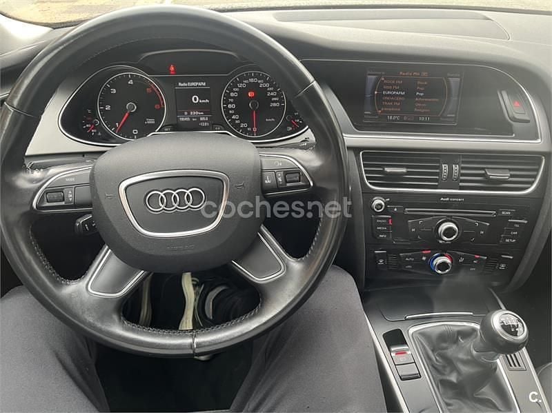 Usado Audi A4 Advanced 143 CV (105 kW) 2013 Negro Berlina
