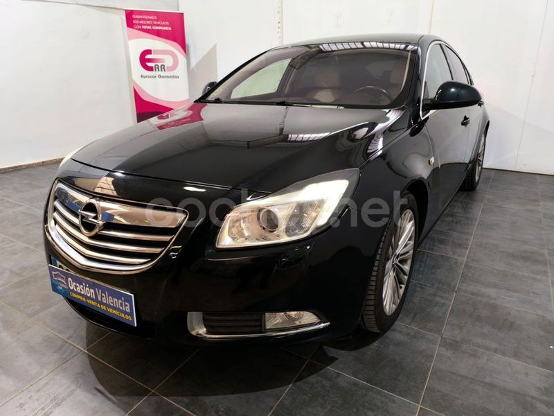 Negro Usado 2011 Opel Insignia Edition Berlina | 6299 € (Precio justo) - Imagen 1/4