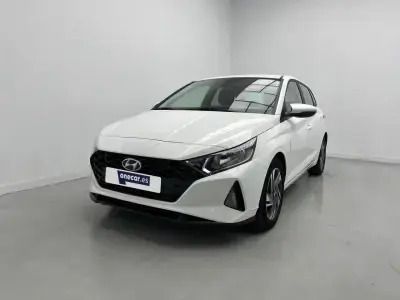 Blanco atlas white saw Usado 2022 Hyundai i20 Berlina | 15.490 € (Precio justo) - Imagen 1/1