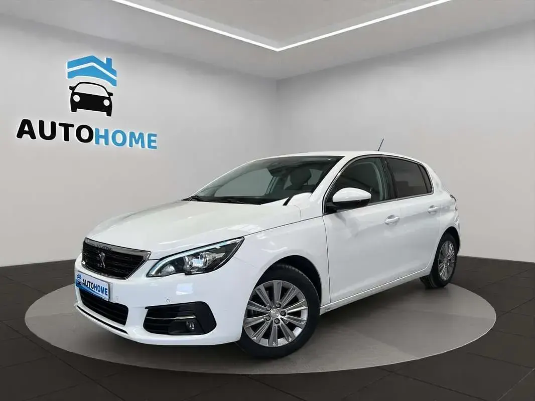Usado Peugeot 308 Active 110 CV (80 kW) 2021 Blanco Utilitario