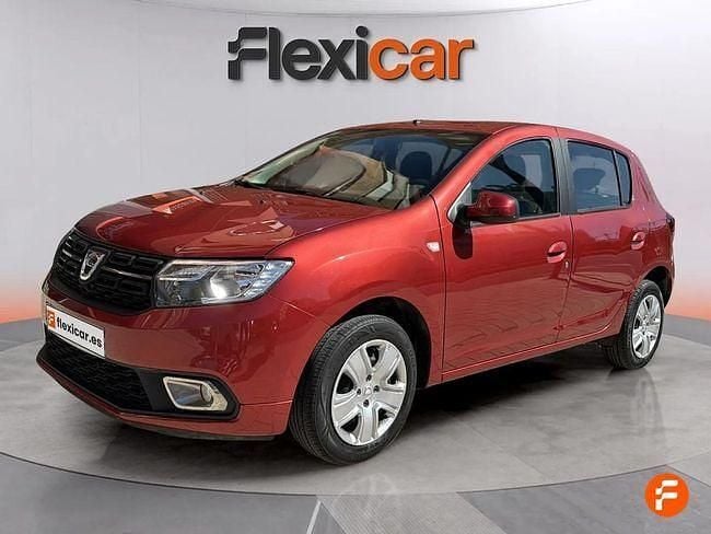 Usado Dacia Sandero Lauréate 90 CV (66 kW) 2017 Rojo Utilitario