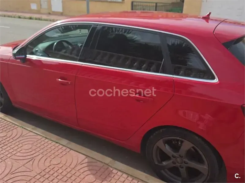 Usado Audi A3 Sport 110 CV (80 kW) 2017 Rojo Berlina