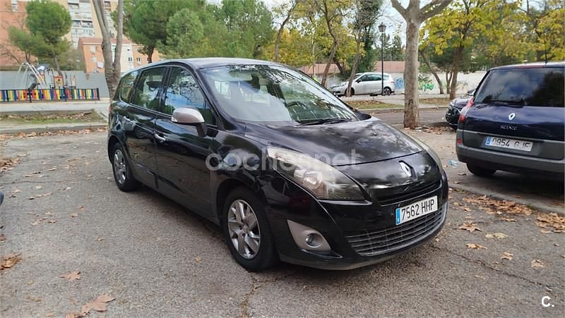 Negro Usado 2011 Renault Grand Scénic III Dynamique Monovolumen | 4800 € (Super precio) - Imagen 1/4