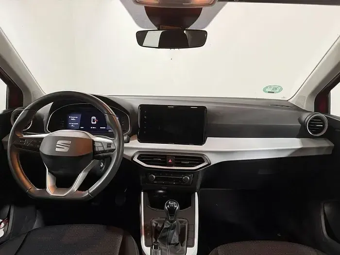 Usado Seat Arona Style 115 CV (84 kW) 2024 Rojo SUV