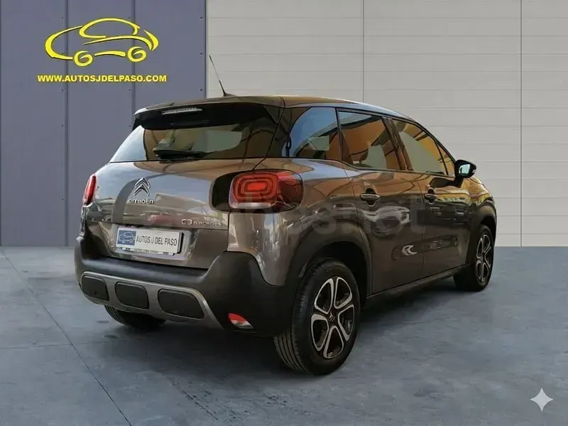 Usado Citroën C3 Aircross Feel 110 CV (80 kW) 2022 Gris / plata SUV