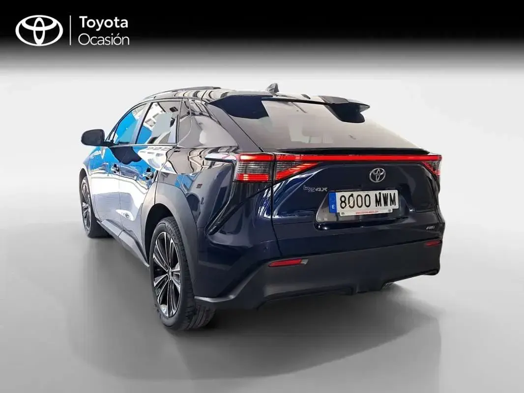 Usado Toyota bZ4X Plus 150 kW (204 CV) 2024 Azul SUV