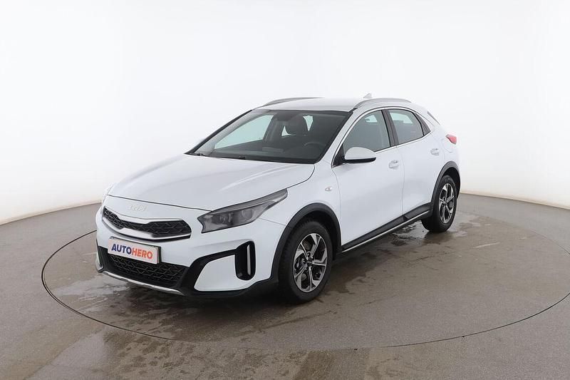 Blanco Usado 2022 Kia XCeed SUV | 17.299 € (Un poco caro) - Imagen 1/3
