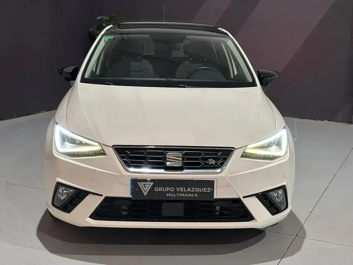 Usado Seat Ibiza FR 115 CV (84 kW) 2018 Blanco Utilitario