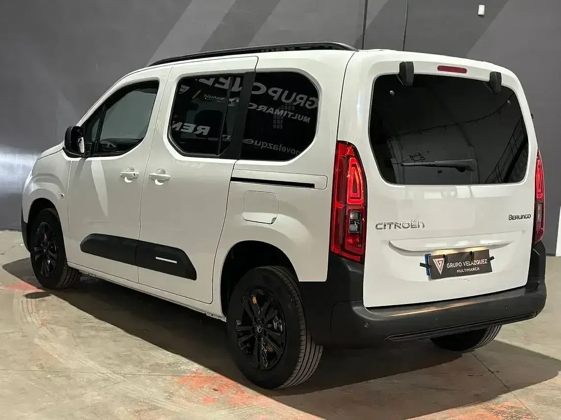 Usado Citroën Berlingo 102 CV (75 kW) 2024 Blanco Monovolumen