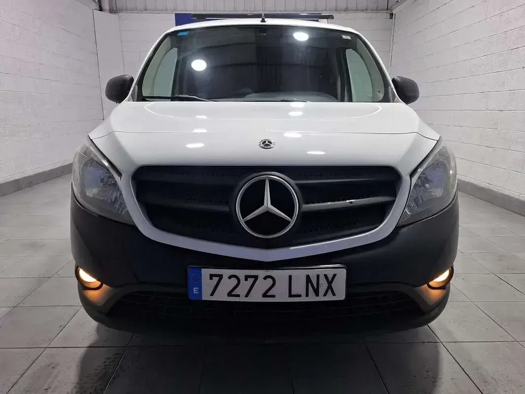 Usado Mercedes Citan 108 79 CV (58 kW) 2021 Blanco Monovolumen
