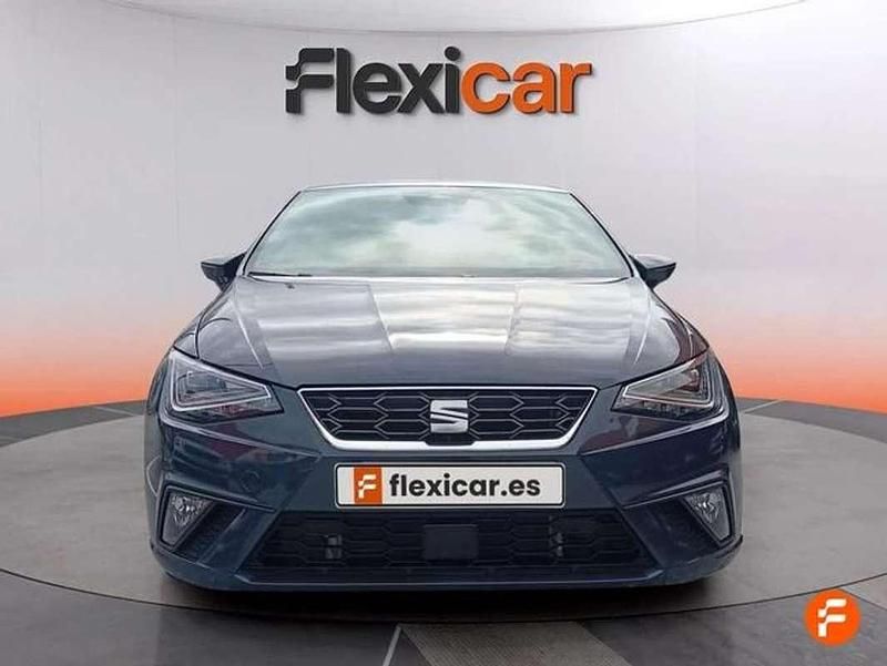 Usado Seat Ibiza FR 110 CV (80 kW) 2023 Gris Utilitario