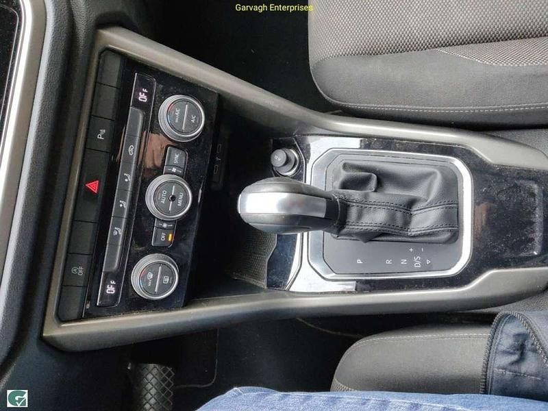 Usado VW T-Roc Advance 150 CV (110 kW) 2020 Gris SUV