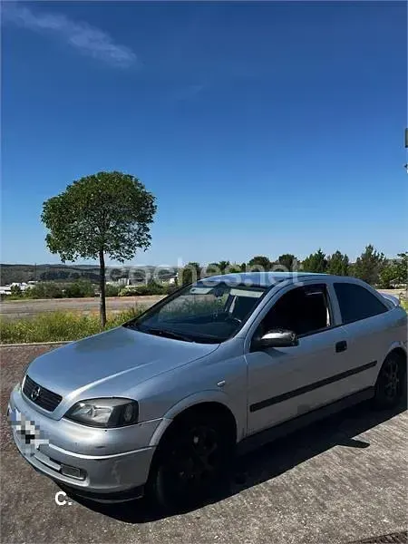 Usado Opel Astra Cabriolet 115 CV (84 kW) 1997 Gris / plata Descapotable