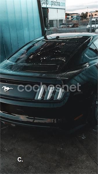 Usado Ford Mustang Fastback 314 CV (230 kW) 2016 Negro Coupe