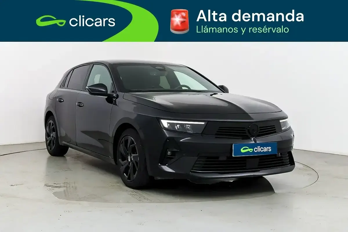 Usado Opel Astra S 130 CV (95 kW) 2023 Negro Utilitario