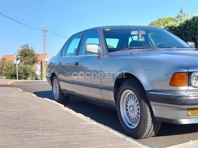 Usado BMW 730 188 CV (138 kW) 1988 Gris / plata Berlina