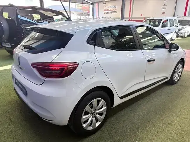 Usado Renault Clio Business 86 CV (63 kW) 2020 Blanco Utilitario