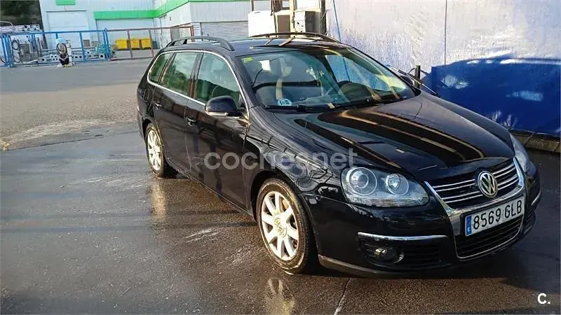Usado VW Golf VI Highline 140 CV (102 kW) 2009 Negro Utilitario