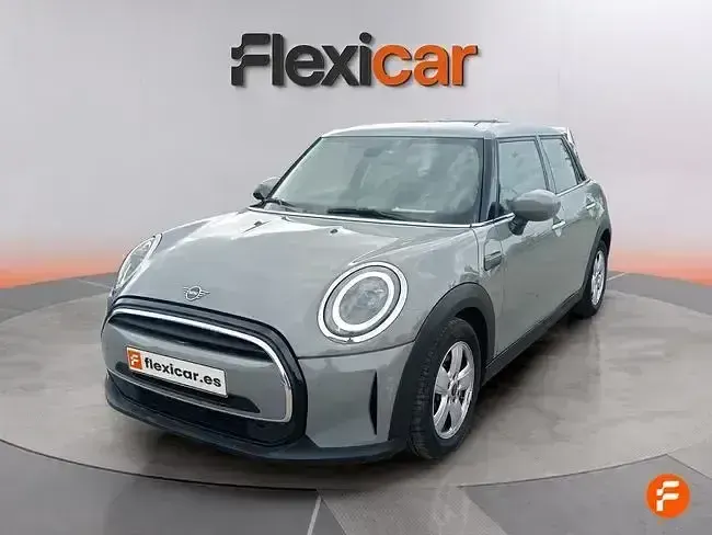 Usado Mini ONE 102 CV (75 kW) 2021 Gris Utilitario