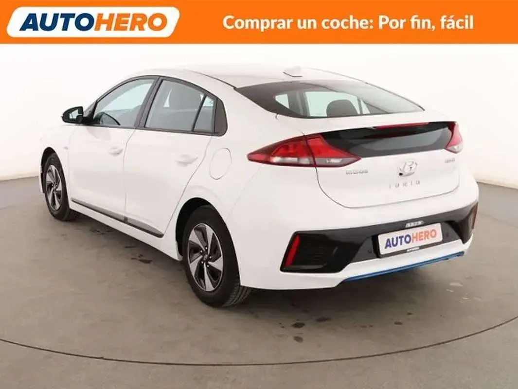 Usado Hyundai Ioniq 141 CV (103 kW) 2017 Blanco Utilitario