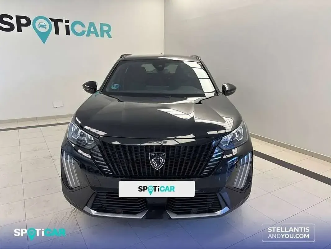 Usado Peugeot 2008 Allure 145 CV (106 kW) 2025 Negro SUV