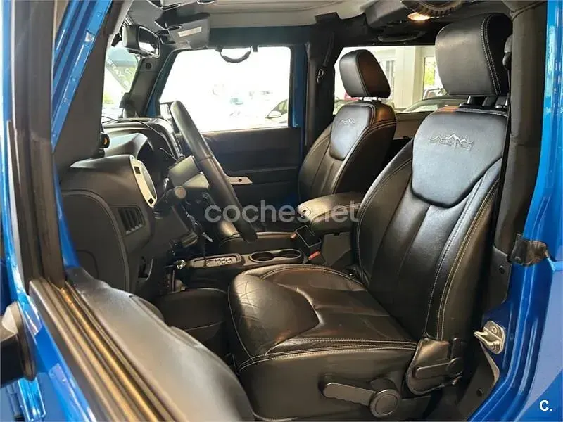 Usado Jeep Wrangler Sport 200 CV (147 kW) 2014 Azul SUV