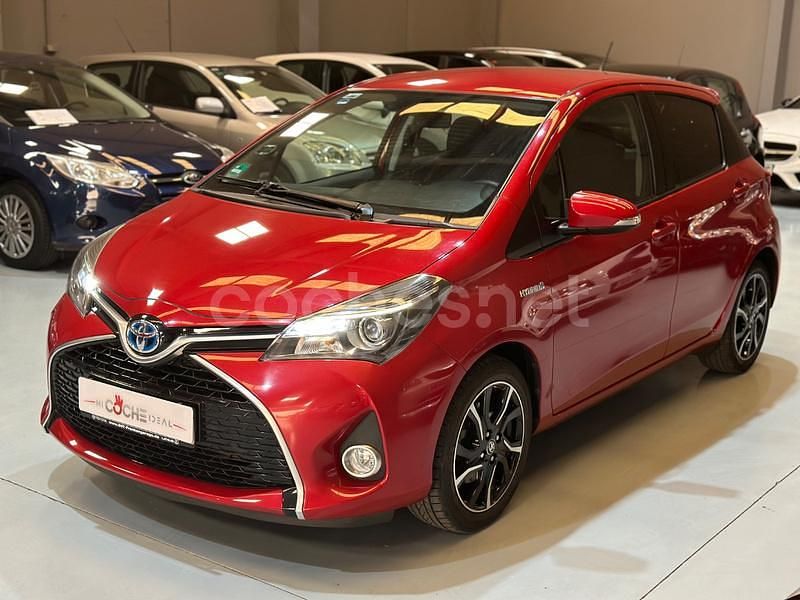 Granate Usado 2016 Toyota Yaris Hybrid Berlina | 14.499 € (Precio justo) - Imagen 1/4