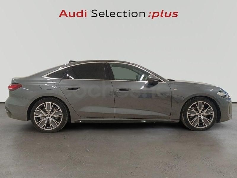 Usado Audi A5 S-Line 204 CV (150 kW) 2025 Gris / plata Berlina
